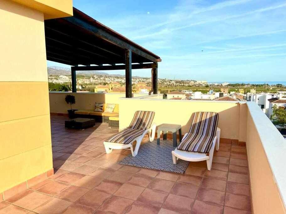 Sea View And Mountains By Solymar Holiday Torre Del Mar Exterior foto
